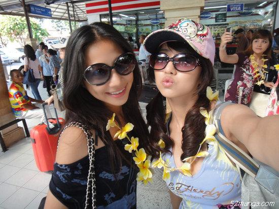 16岁小女孩COS巨乳不知火舞上围傲人 可爱生活照