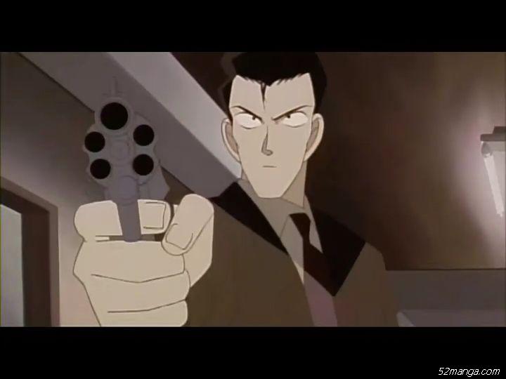 Top 9 毛利小五郎
我曾一度联想到《哆啦A梦》中的野比大雄，日本漫画家似乎很中意塑造一些人傻但是枪法准的家伙。不过我始终觉得毛利有深层不漏刻意隐藏实力的成分。虽说推理能力应该不如工藤父子（M9是硕果仅存的一次胜利），但是综合实力不差，拳脚功夫能排到漫画中的前5，展现枪法唯一一次就是M2的回忆，强于工藤新一的地方在于，1.单手开枪用子弹擦伤英理大腿（略强于变小状态的柯南双手持枪几乎打入兰的脚踝，虽然两人具体受伤位置电影中没有明确表现，但是从角度上的感觉是这样）2.打伤英理后，姿势不换，立刻打中罪犯，这一幕帅气程度秒杀工藤反应半天才想去去救差点滑下坡的小兰