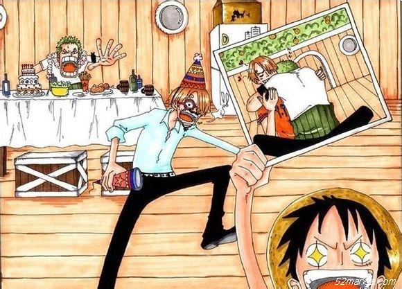 娜美和达斯琪经常吵架，原因是路飞给他们看了这张照片，她俩都很难接受山治和索隆的过去！