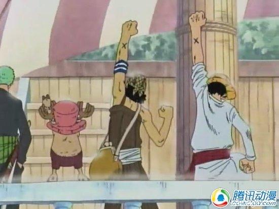 7.这张各位应该记忆很深刻的。 

“我曾经参加的短暂的冒险，那是一个度过黑暗的海洋寻找‘绝望’的旅程……”——第一百二十九话 比比演讲

这里，我认为是OP最感动的一幕，阿拉巴斯坦篇我认为也是OP最好的一章，每次看完这章我都有想去沙漠旅行的冲动！最后比比的演讲为这段旅程画上了圆满的句号！虽然比比不能一起去旅行，但全员用“行动”告诉比比，即使分离我们永远是伙伴。