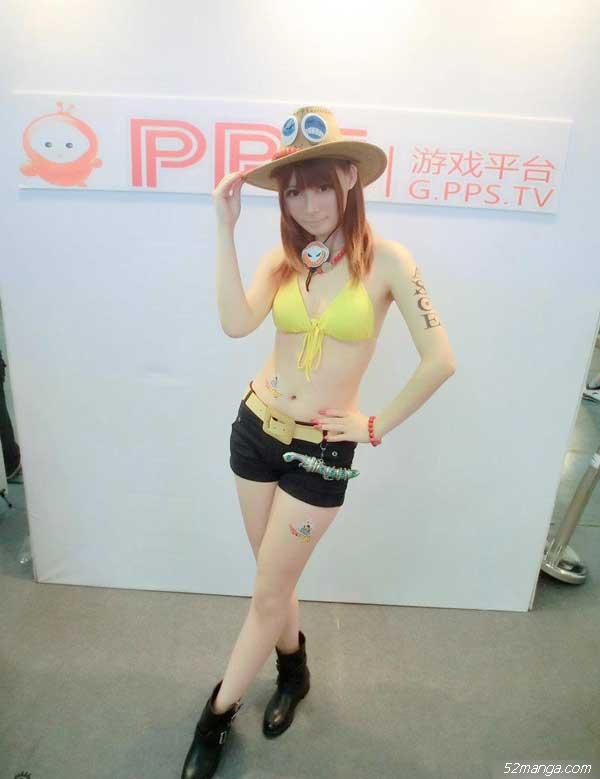 海贼王女版火拳艾斯Cosplay5