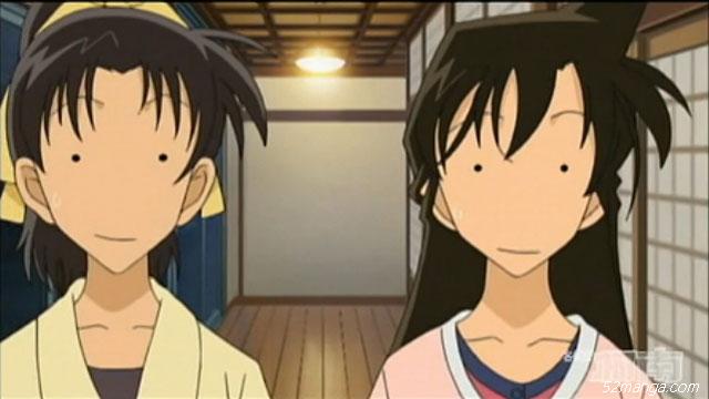 这个发生在 犬伏城 事件中小兰和荷叶瞬间开始卖萌模式
观看地址：http://www.52manga.com/v2504.aspx