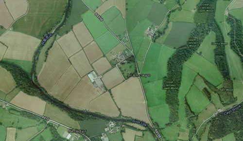 谷歌卫星上的蓝卡游大概位置www.52manga.com